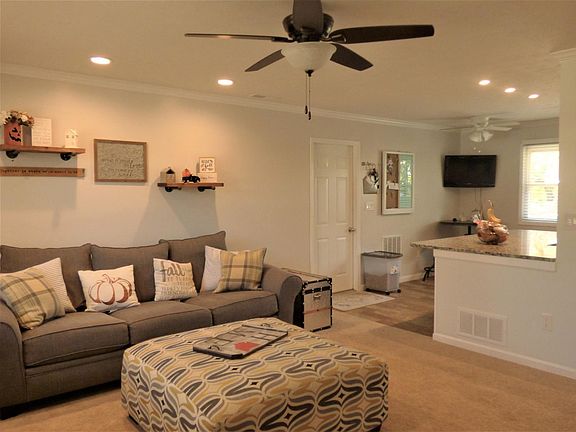 3rd image of 6226 Ivywood Dr