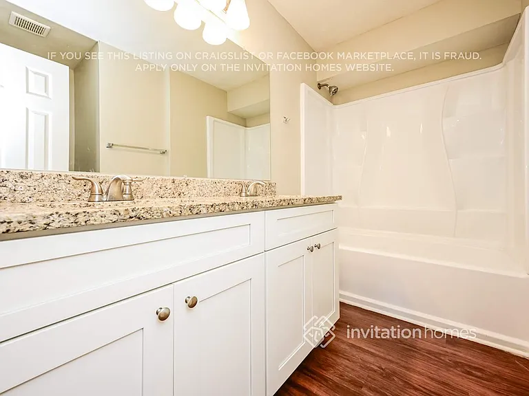 734 Shoreline Trl SE — Photo 10