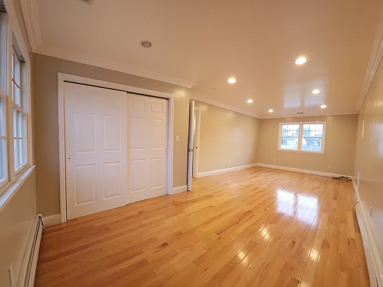 34 Arch Ln — Photo 10