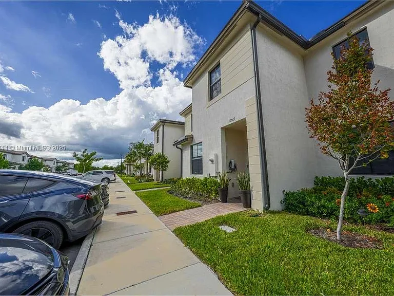 12869 SW 233rd Ter — Photo 28