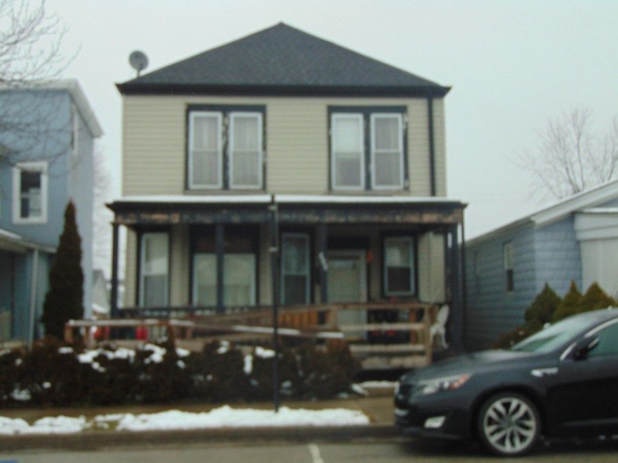 1st image of 430 Elm St