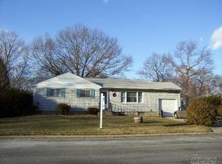 129 Thames St, Pt Jefferson Station, NY 11776