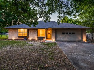 504 Center Point Rd, Greenville, TX 75402