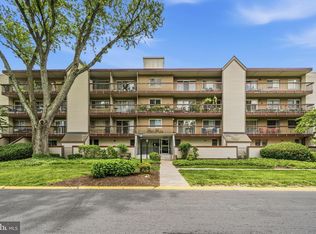 7400 Lakeview Dr #N404, Bethesda, MD 20817