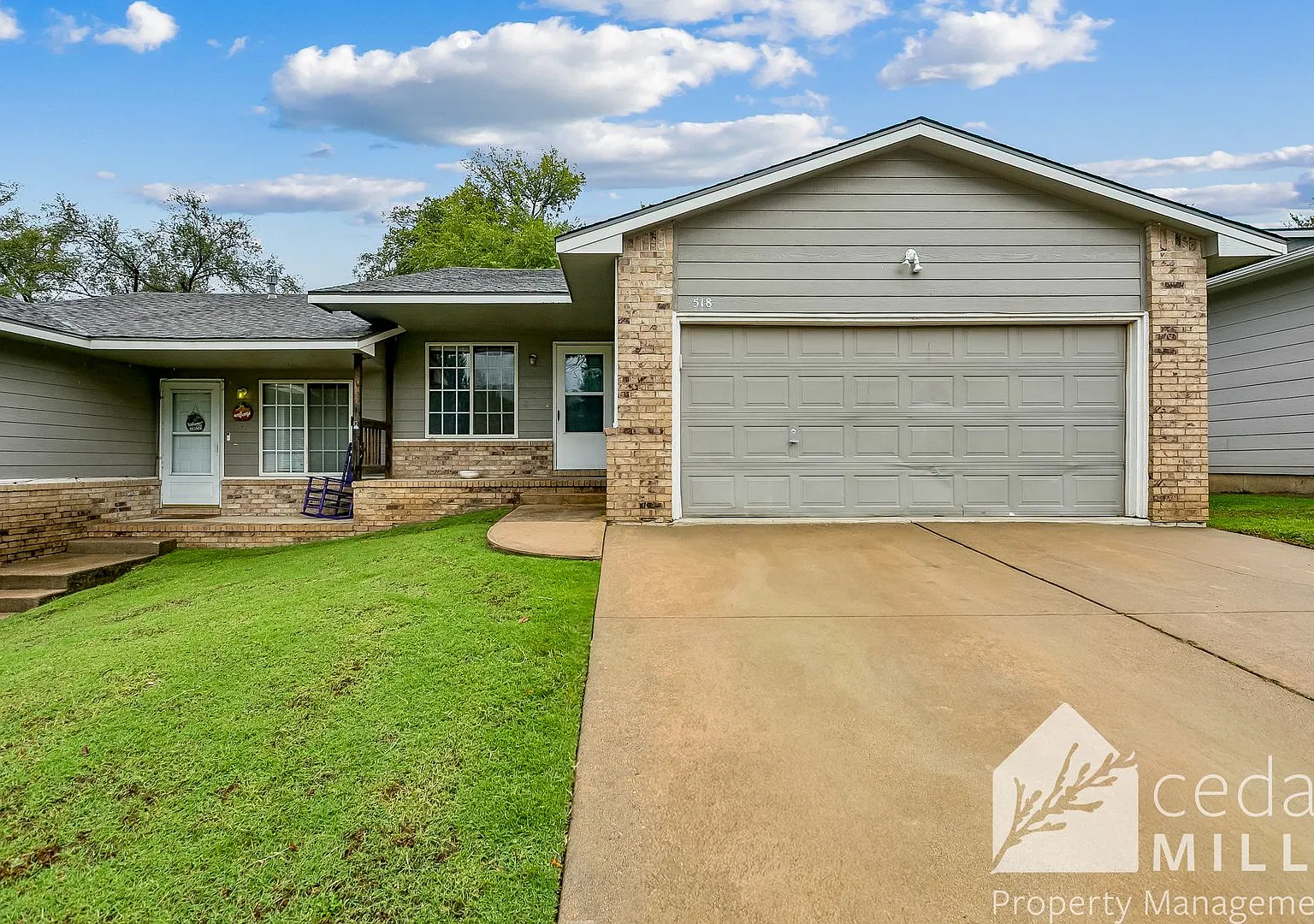Derby Twin-home!! — Photo 1