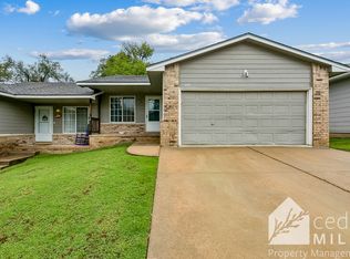518 W Songbird St, Derby, KS 67037