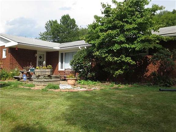 3rd image of 416 Jamison Ave