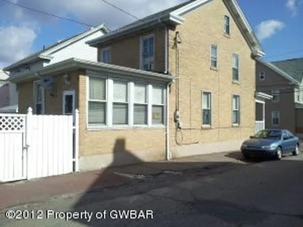 116 S Poplar St, Hazleton, PA 18201