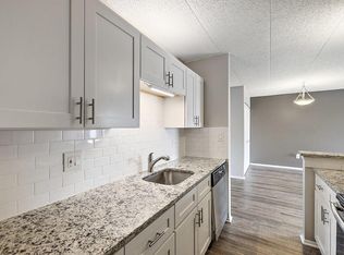 Residences of Troy Apartments - Troy, MI, Troy, MI 48084