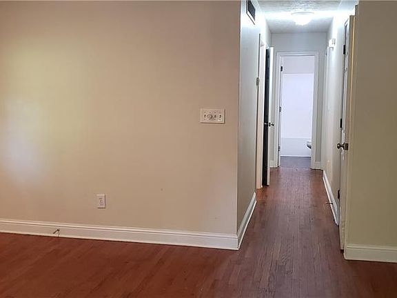 3rd image of 2651 Royal Oak Ct