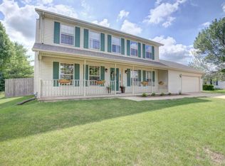 506 Wesley Ave, Savoy, IL