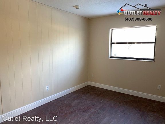 5th image of 4638 Julie Ln