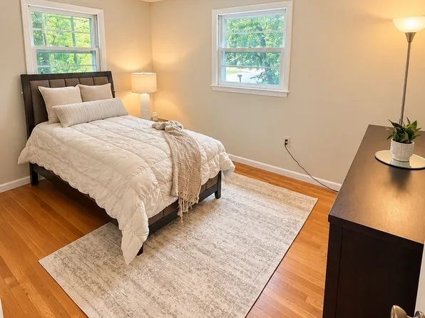 15 Carriage Dr, Chelmsford, MA 01824