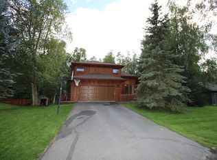 19610 N Mitkof Loop, Eagle River, AK 99577