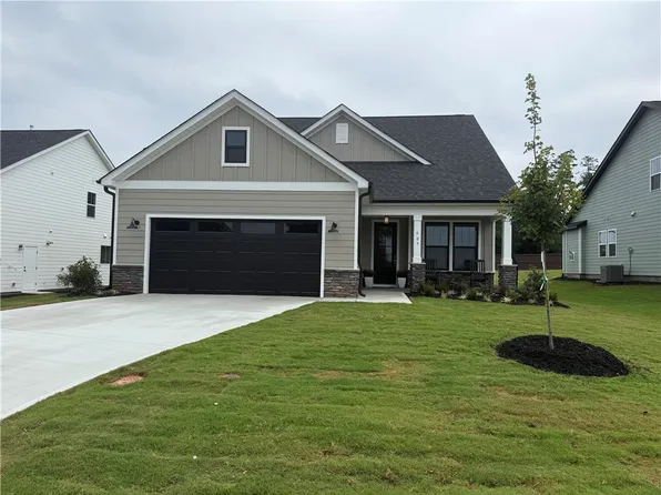 607 Autumn Mill Dr, Seneca, SC 29678