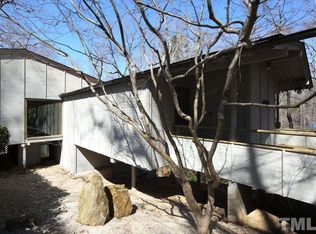 319 Bayberry Dr, Chapel Hill, NC 27517