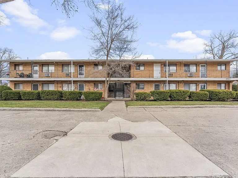 4064 Columbus St #6 — Photo 2