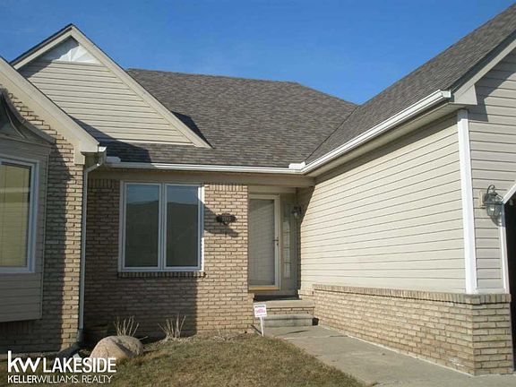 3rd image of 2593 Chanterell Dr