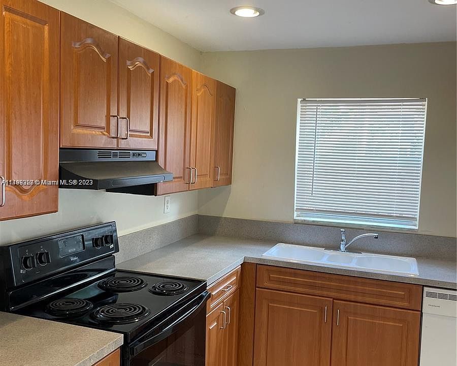 1st image of 5840 Blueberry Ct #66