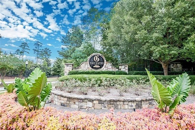 5400 Laurel Springs Parkway - E — Photo 4