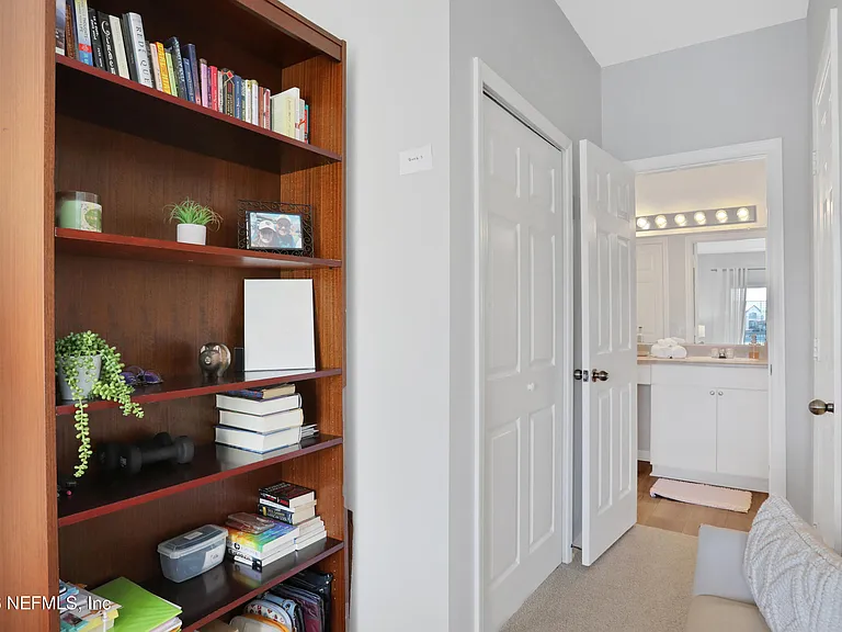 10961 Burnt Mill Rd #425 — Photo 31