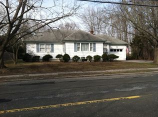 1121 Roanoke Ave, Riverhead, NY 11901