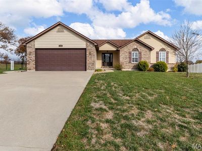 120 Palace Way Dr, Troy, MO, 63379