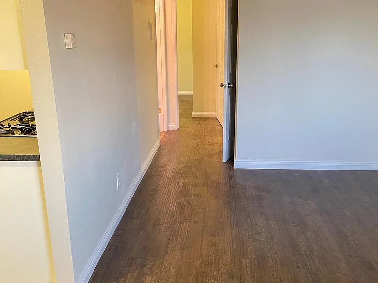 163 Pleasant Ave #4 — Photo 11