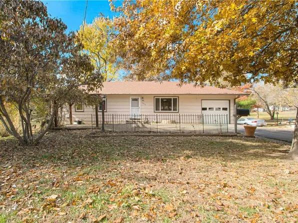13808 Norby Rd, Grandview, MO 64030