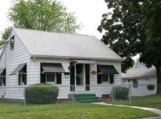 43 Rathbun St, Springfield, MA 01104