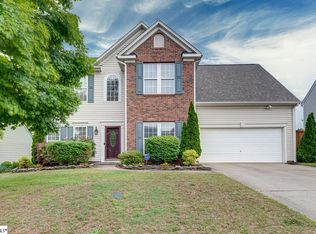 8 Montpelier Dr, Greer, SC 29650