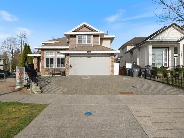 7801 146a St, Surrey, BC V3S 2T4