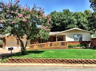 1012 Cavender Dr, Hurst, TX 76053