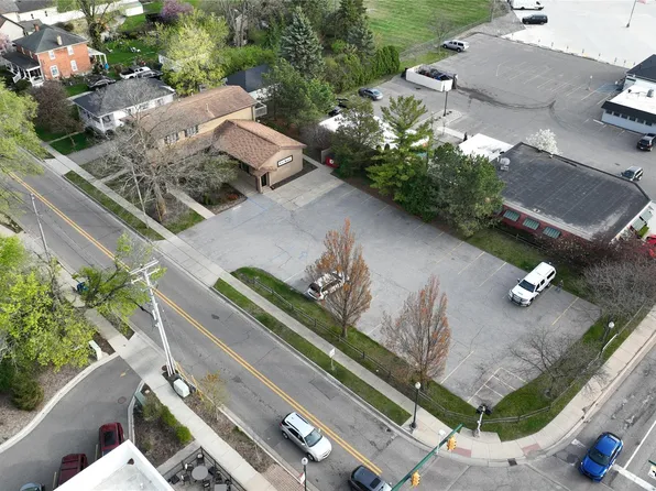 11522 Davis St, Grand Blanc, MI 48439