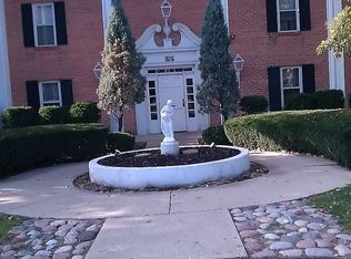 5101 Carriageway Dr APT 109, Rolling Meadows, IL 60008