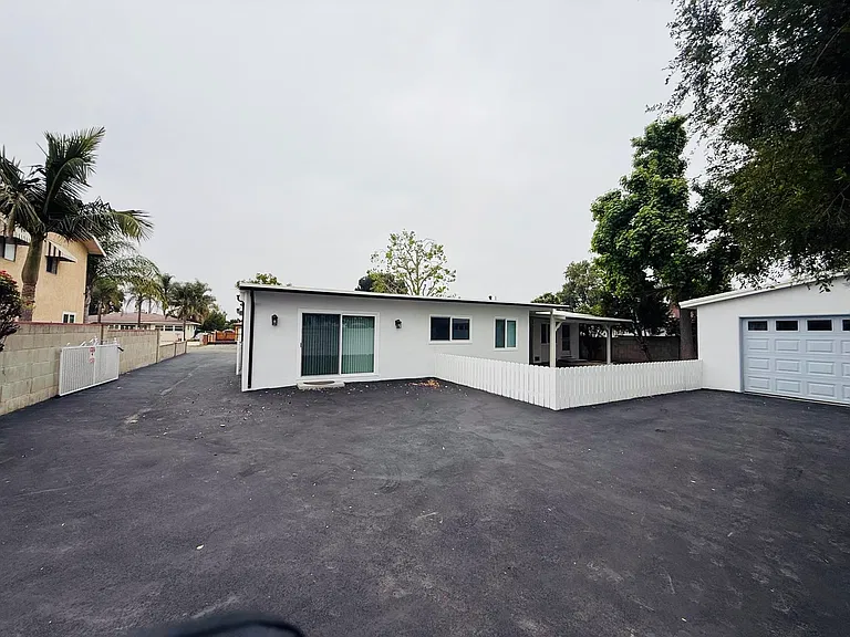 13411 Wingo St — Photo 28