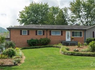 2586 Holly Hills Ave, Morganton, NC 28655