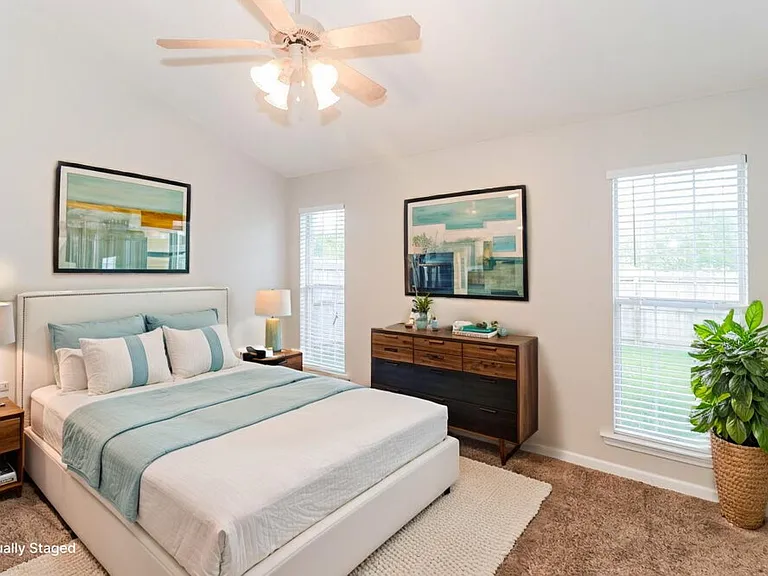 10316 Cottage Oaks Dr — Photo 12