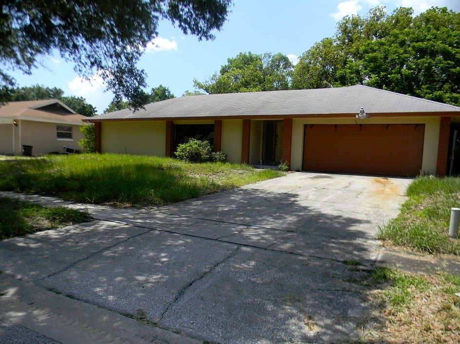 1st image of 7213 Pleasant Dr