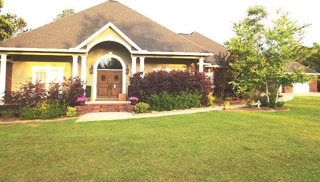1st image of 14 Hidden Hills Ln