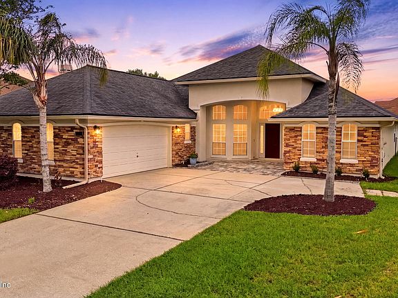 2nd image of 2825 S PORTOFINO Road