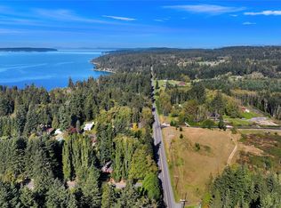 1991 E Beachwood Dr, Freeland, WA 98249