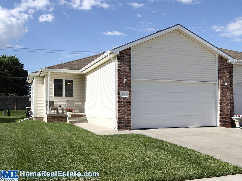 1st image of 2515 W Timber Lake Dr