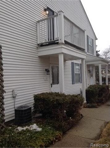 1st image of 337 Neptune Dr #109