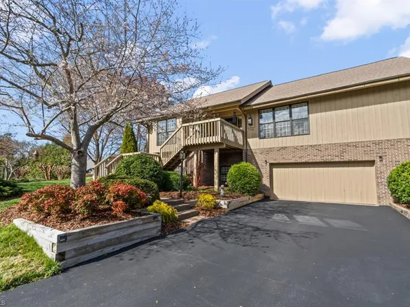 1312 Gilbrook Ct, High Point, NC 27262