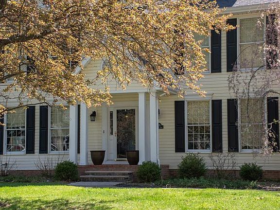 2nd image of 52428 Woodington Ct