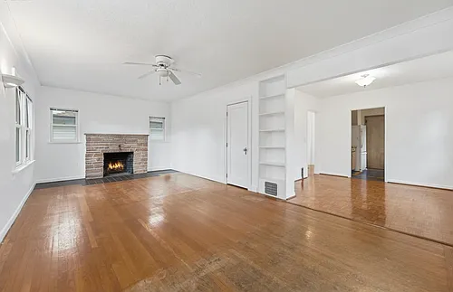 4005 SE Boise St Photo 1