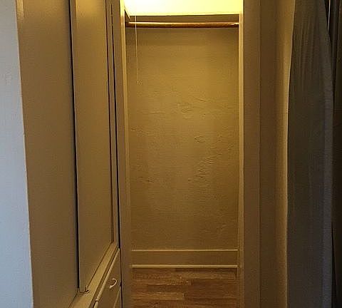 Front walk in closet