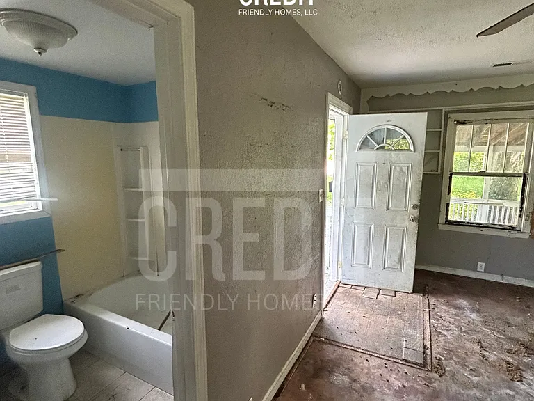 602 Sheppard St — Photo 3
