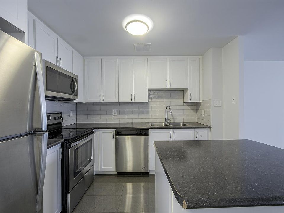 1st image of 65 Silver Springs Blvd #75-505